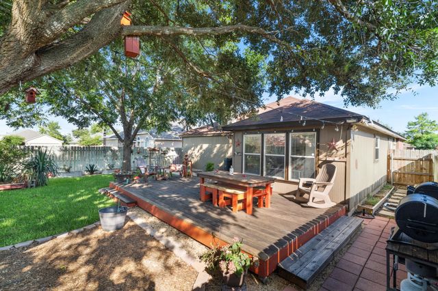 302 Adkins CV, Georgetown, TX 78626