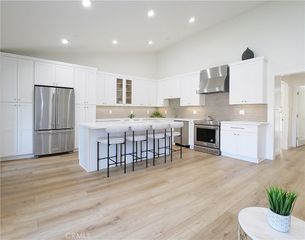 822 Camino Real #202, Redondo Beach, CA 90277