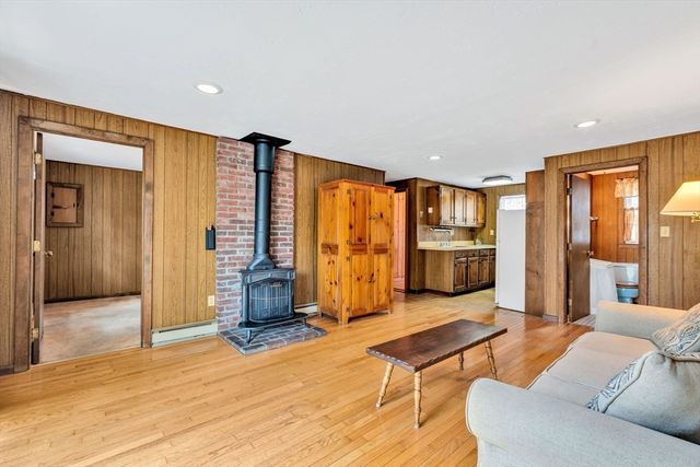 10 Bartlett Rd, Wellfleet, MA 02667