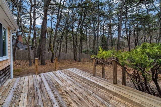 10 Bartlett Rd, Wellfleet, MA 02667