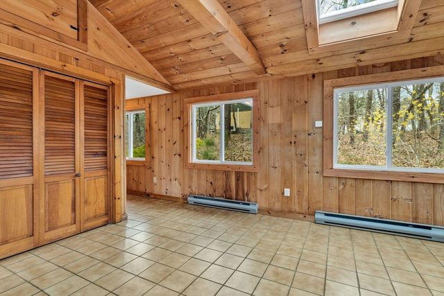 10 Bartlett Rd, Wellfleet, MA 02667
