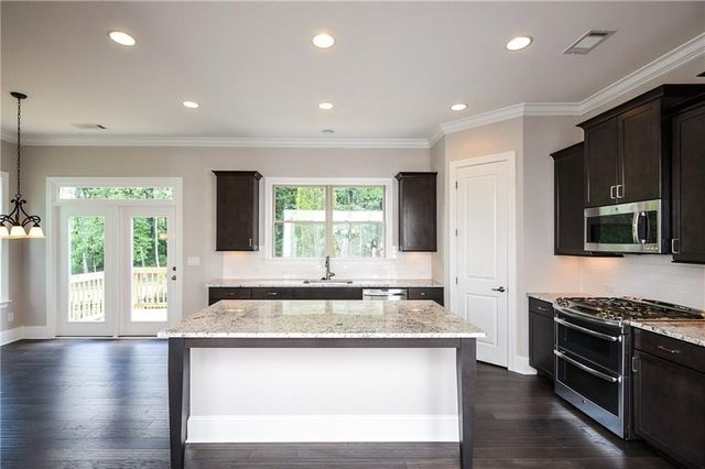 2766 Avington Lane SE, Smyrna, GA 30080