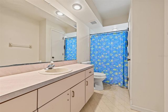 230 125TH AVENUE, Treasure Island, FL 33706