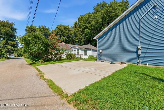 1025 High St, Shelbyville, KY 40065
