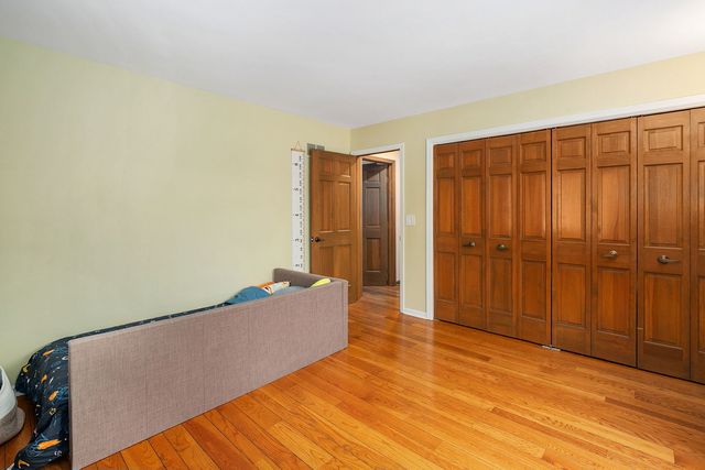 3724 Liberty Lane, Glenview, IL 60025