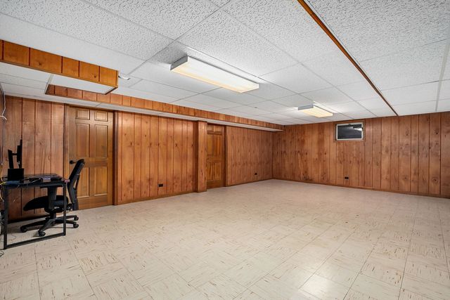 3724 Liberty Lane, Glenview, IL 60025