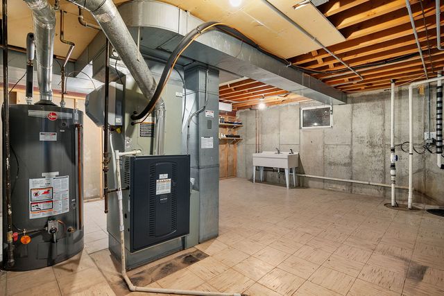 3724 Liberty Lane, Glenview, IL 60025