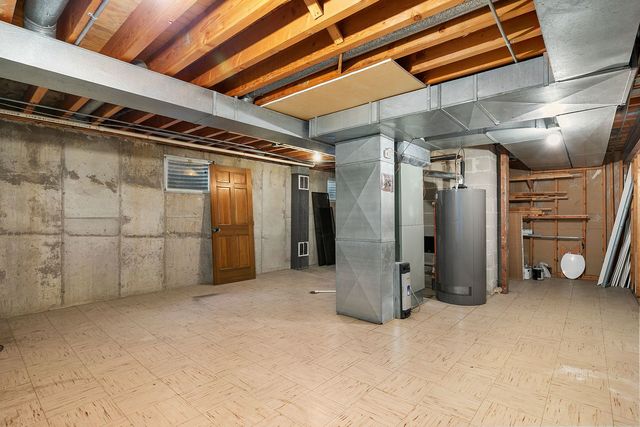 3724 Liberty Lane, Glenview, IL 60025