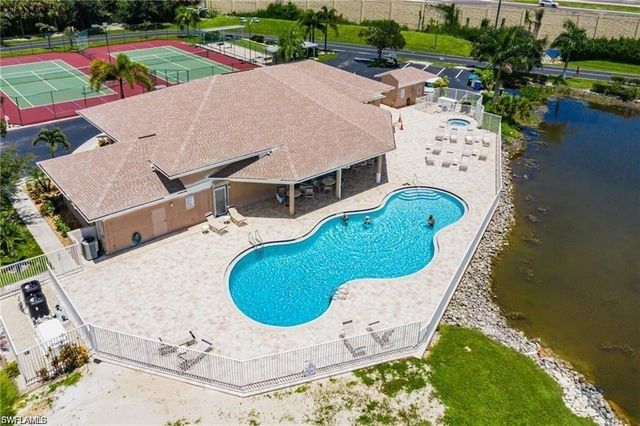 10744 Blue Bimini CIR, Estero, FL 33928