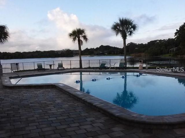 924 LAKE DESTINY ROAD E, Altamonte Springs, FL 32714