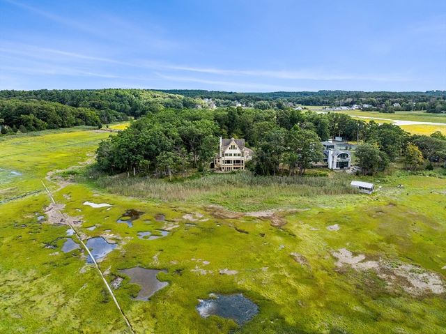 51 Lebaron Road, Essex, MA 01929
