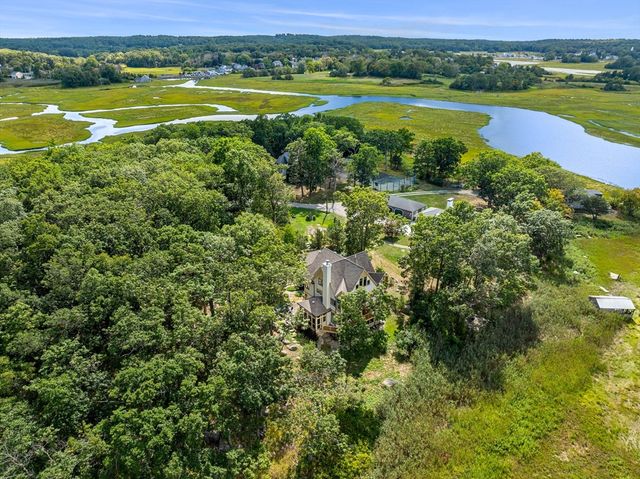 51 Lebaron Road, Essex, MA 01929