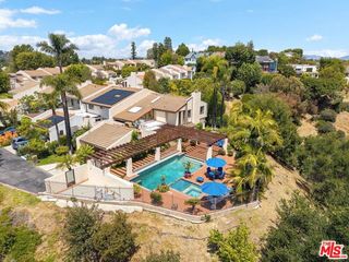 2528 Angelo Drive, Los Angeles, CA 90077
