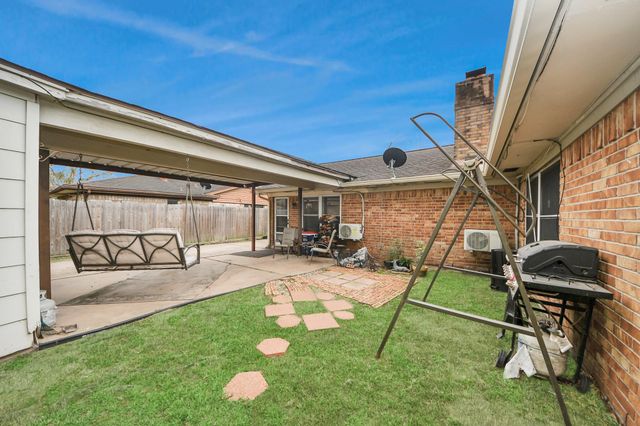 16306 Forest Way Drive, Houston, TX 77090