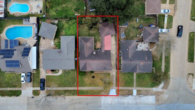 16306 Forest Way Drive, Houston, TX 77090