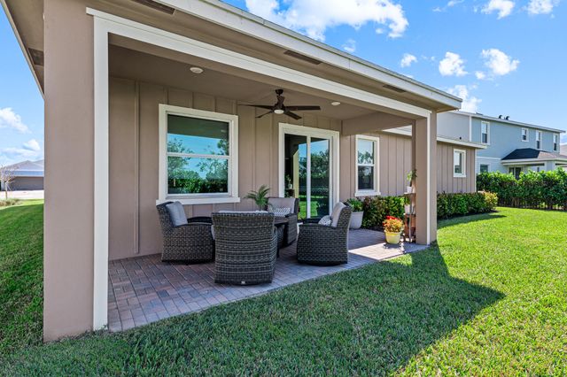 19420 Broad Shore Walk, Loxahatchee, FL 33470