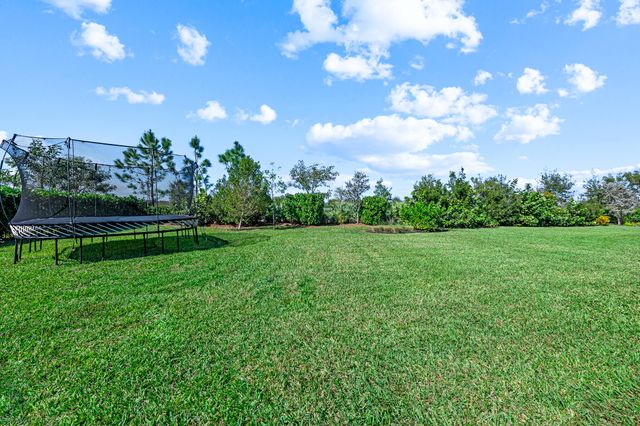 19420 Broad Shore Walk, Loxahatchee, FL 33470