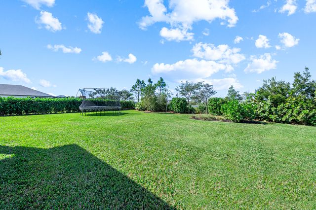 19420 Broad Shore Walk, Loxahatchee, FL 33470