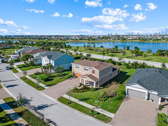 19420 Broad Shore Walk, Loxahatchee, FL 33470