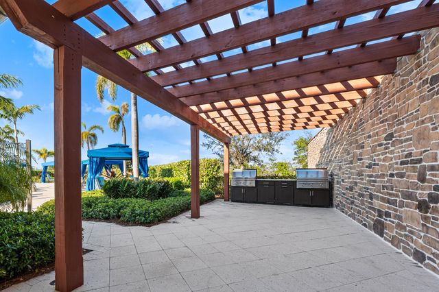 19420 Broad Shore Walk, Loxahatchee, FL 33470