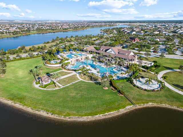 19420 Broad Shore Walk, Loxahatchee, FL 33470