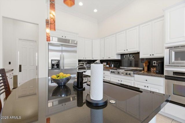 2002 W SHADOW GLEN Way, Anthem, AZ 85086