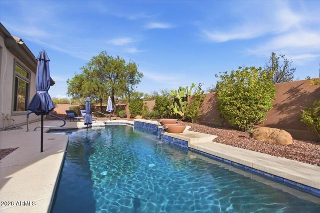 2002 W SHADOW GLEN Way, Anthem, AZ 85086