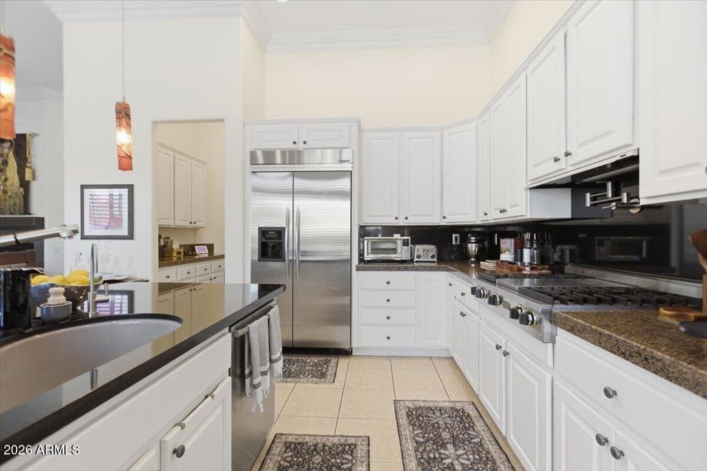 Image 28 of property listing at 2002 W SHADOW GLEN Way, Anthem, AZ 85086