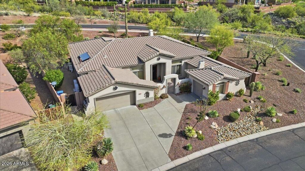 Image 3 of property listing at 2002 W SHADOW GLEN Way, Anthem, AZ 85086