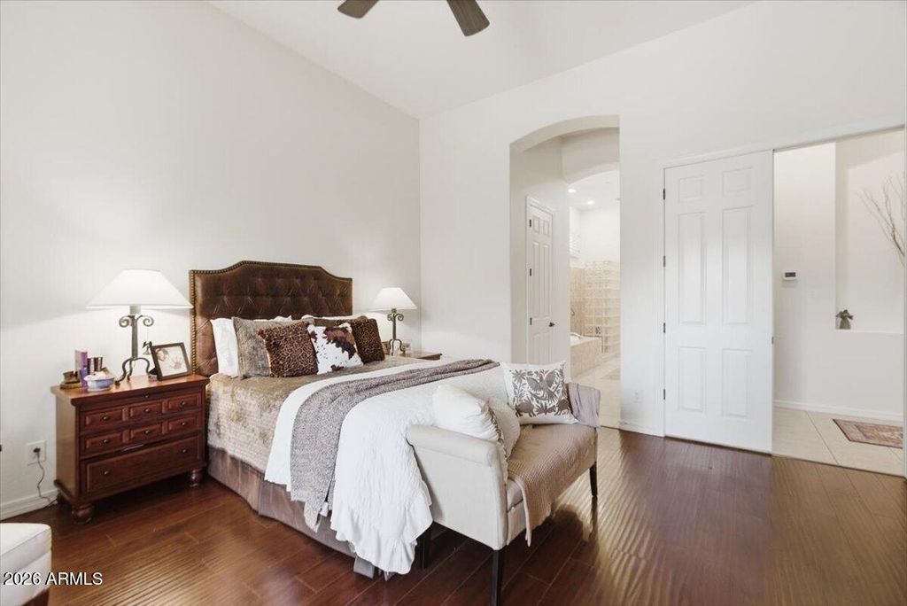 Image 33 of property listing at 2002 W SHADOW GLEN Way, Anthem, AZ 85086