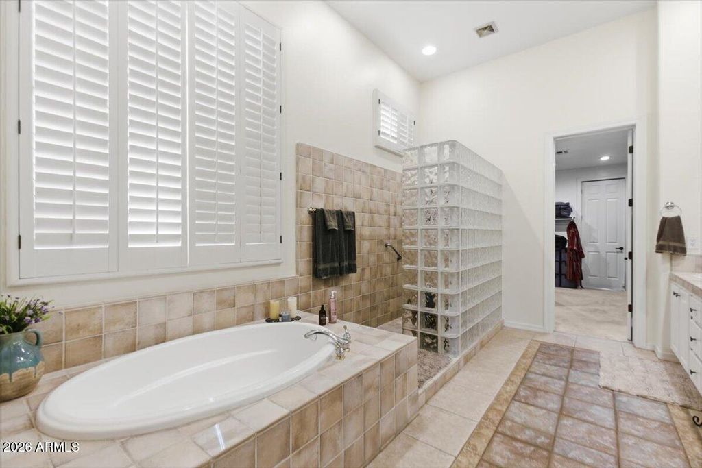 Image 34 of property listing at 2002 W SHADOW GLEN Way, Anthem, AZ 85086