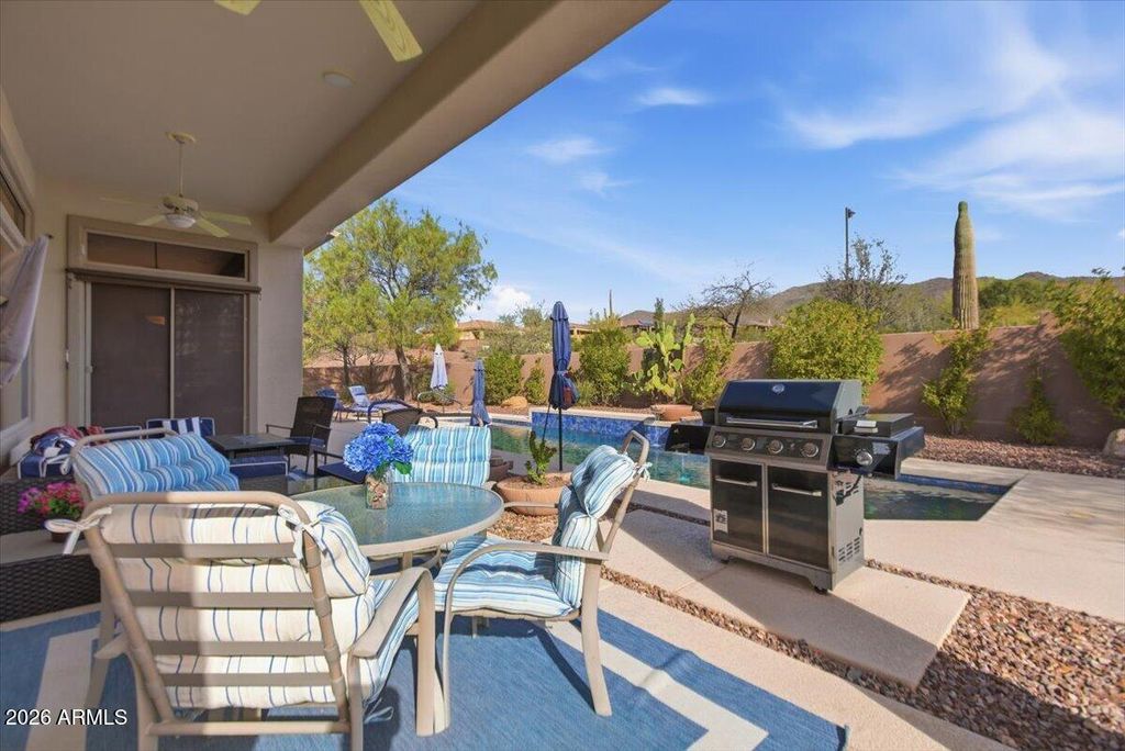 Image 56 of property listing at 2002 W SHADOW GLEN Way, Anthem, AZ 85086