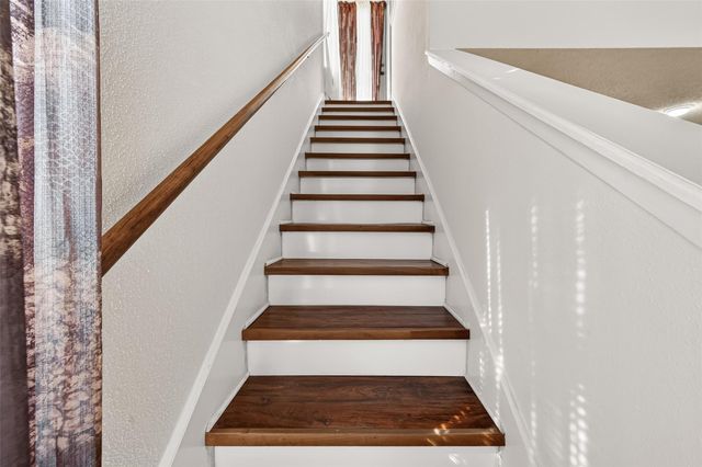 10855 Meadowglen Lane 722, Houston, TX 77042