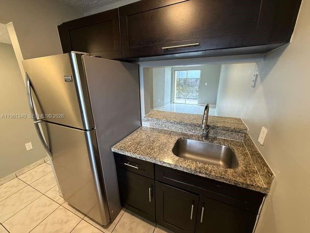 2721 NW 23rd Ct 4, Miami, FL 33142