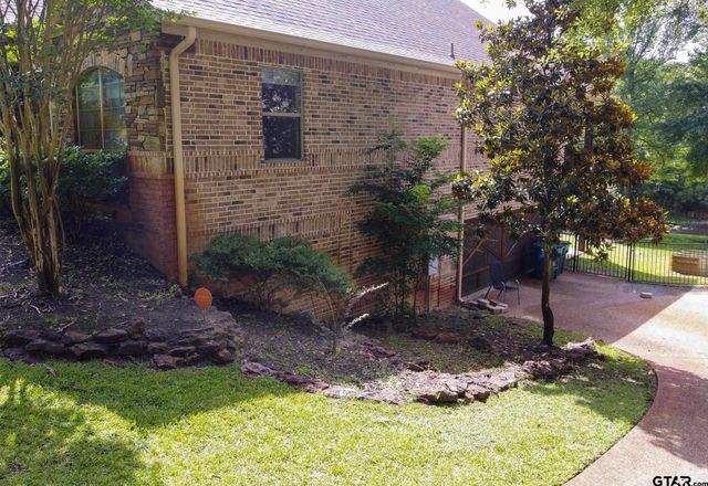 5200 Bayshore Dr., Athens, TX 75752