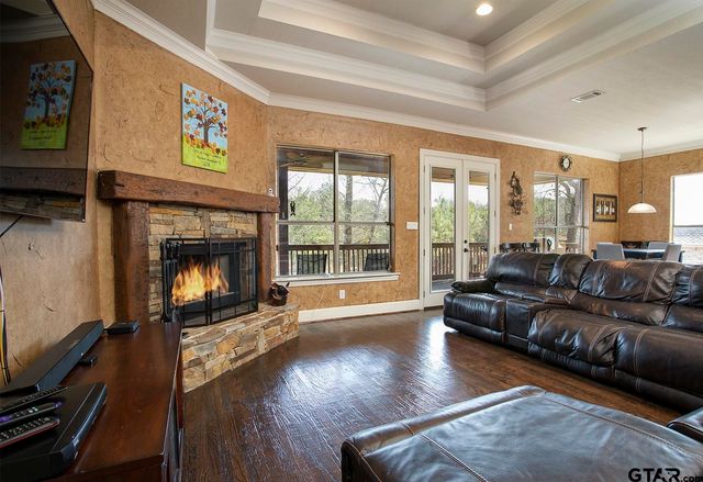 5200 Bayshore Dr., Athens, TX 75752