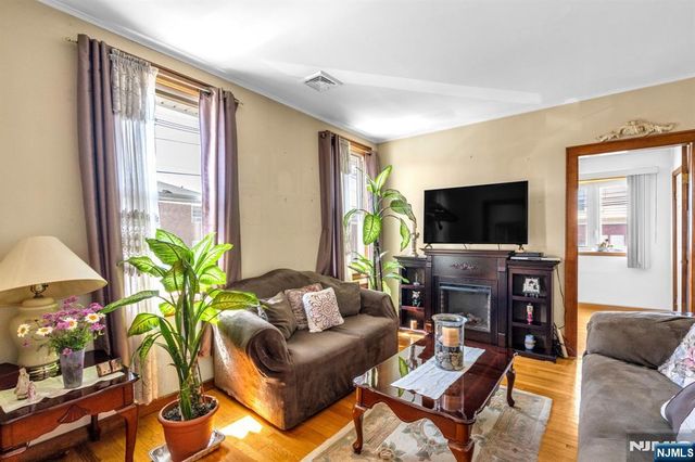 298 Belleville Turnpike, North Arlington, NJ 07031
