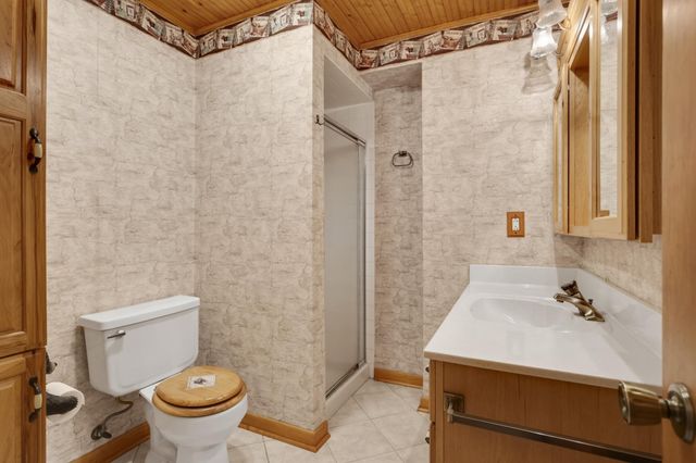 1182 Limestone Drive S, Shakopee, MN 55379