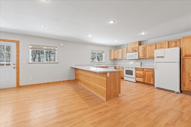 855 HIGHLANDER DRIVE, Fairbanks, AK 99712