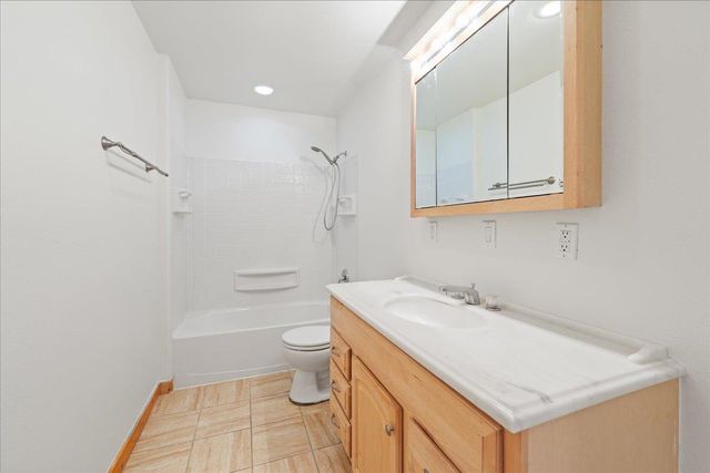 855 HIGHLANDER DRIVE, Fairbanks, AK 99712