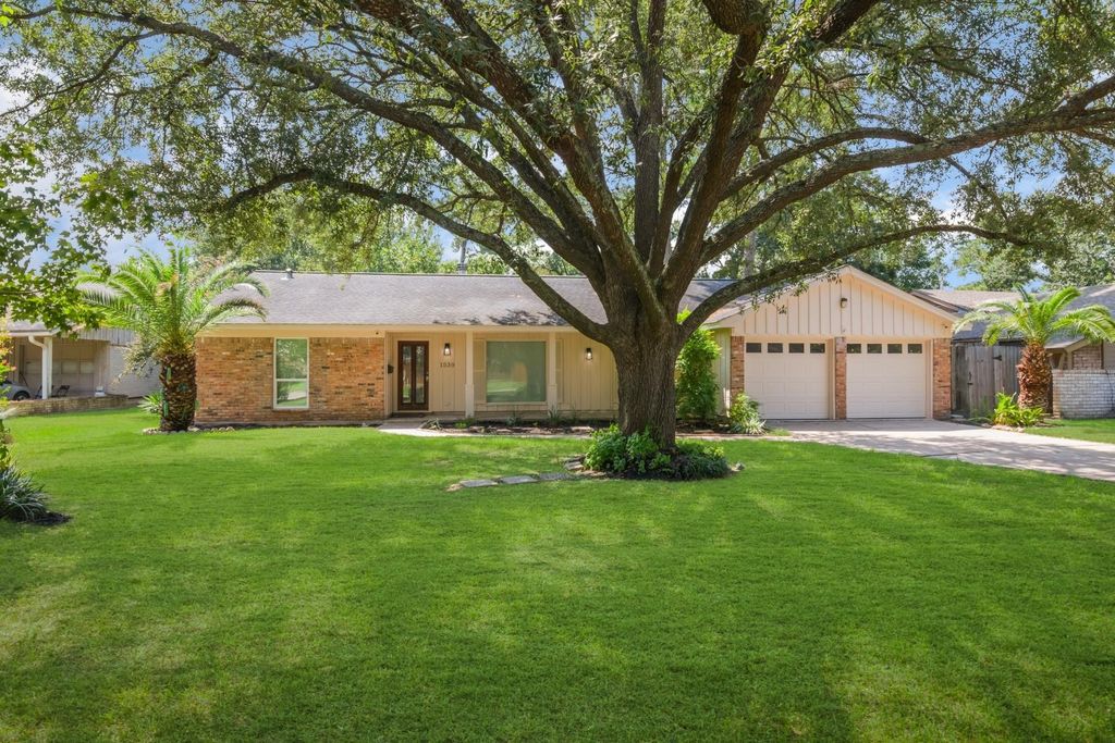1539 Maux Drive, Houston, TX 77043