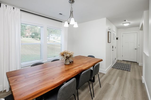 202 Eastberrys Creek Road, Duncan, SC 29334