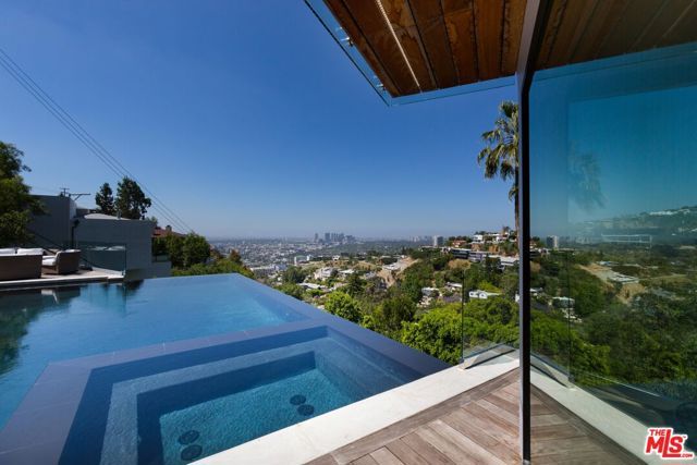 8780 Hollywood Boulevard, Los Angeles, CA 90069