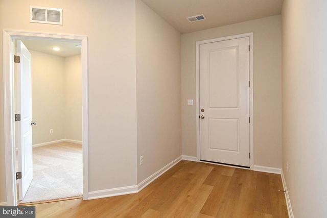 402 MATLOCK LN, Frederick, MD 21701