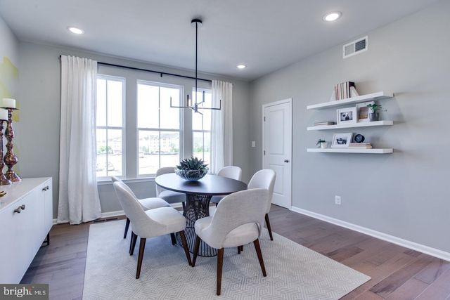 402 MATLOCK LN, Frederick, MD 21701
