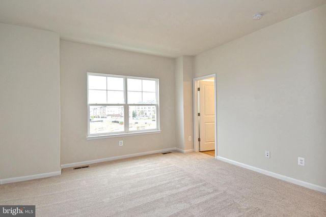 402 MATLOCK LN, Frederick, MD 21701