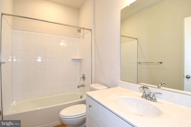 402 MATLOCK LN, Frederick, MD 21701