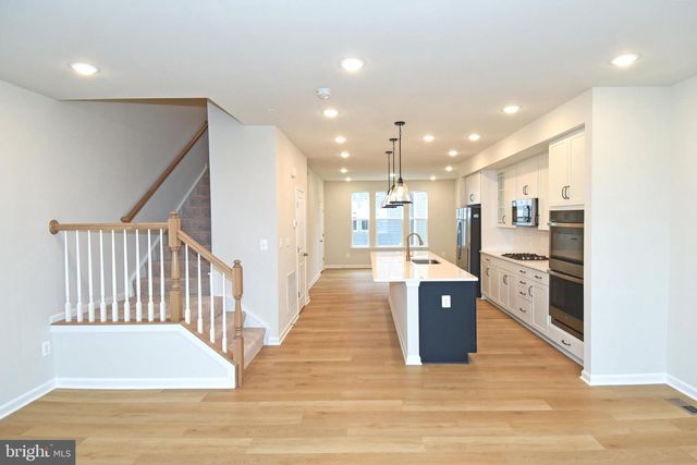 402 MATLOCK LN, Frederick, MD 21701