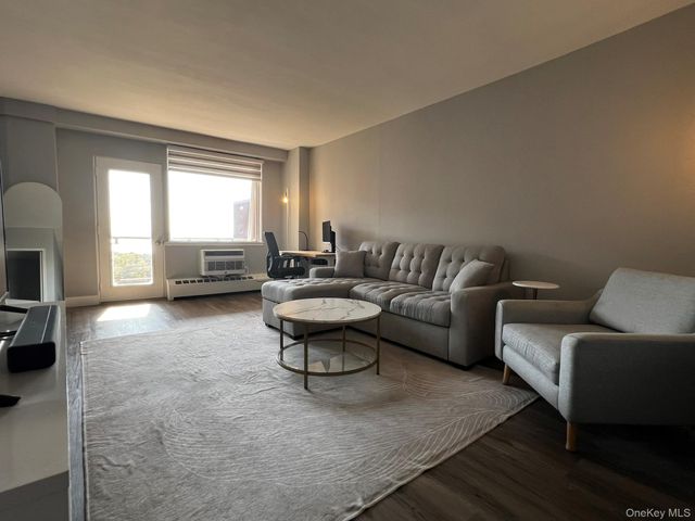 5800 Arlington Avenue 11R, Bronx, NY 10471