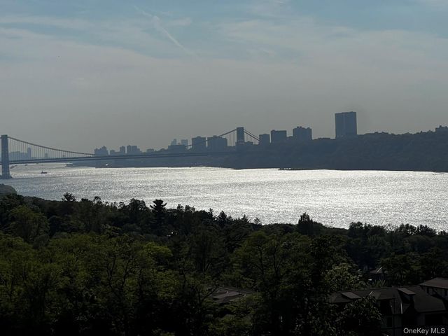 5800 Arlington Avenue 11R, Bronx, NY 10471